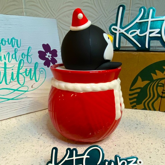 LAST ONE**17oz Starbucks Penguin Lid w/Santa Bag Mug, China. - Picture 4 of 8